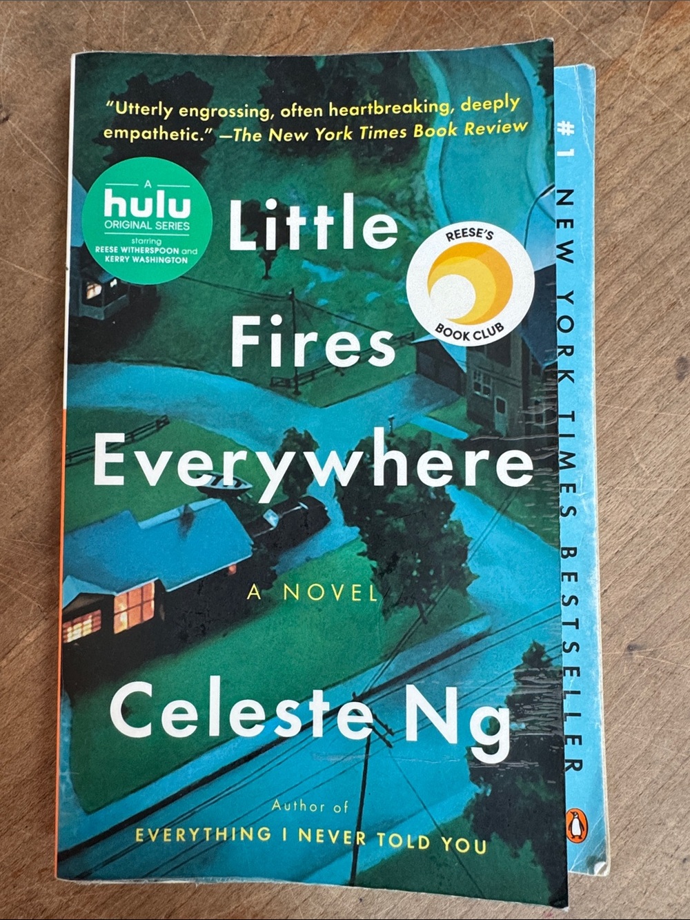 Little Fires Everywhere - Celeste Ng - softcover paperback Book